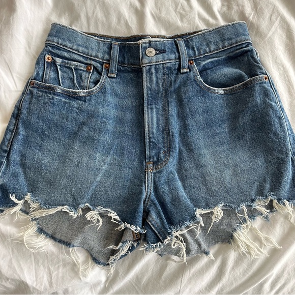 Abercrombie & Fitch Pants - A&F Curve Love Mom Shorts
